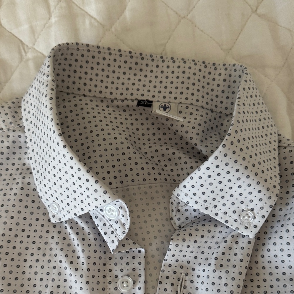 State and liberty Men's White and Black Shirt